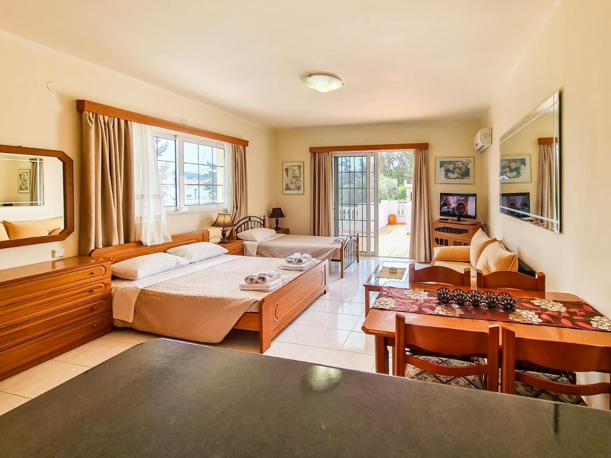 Colonial Studio/apartment Faliraki