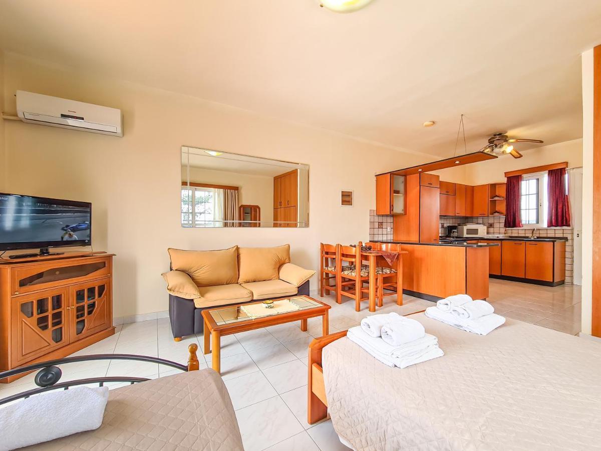 Colonial Studio/apartment *